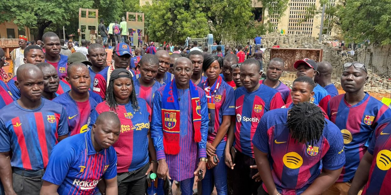 Burkina : Les supporters du Barça cotisent 5 millions de FCFA pour soutenir le développement du pays