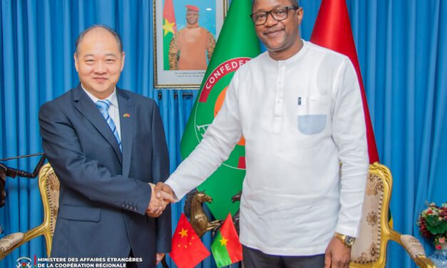 Coopération bilatérale : SEM Zhao DEYONG présente au Burkina Faso l’Initiative pour la Gouvernance mondiale du Président Xi Jinping
