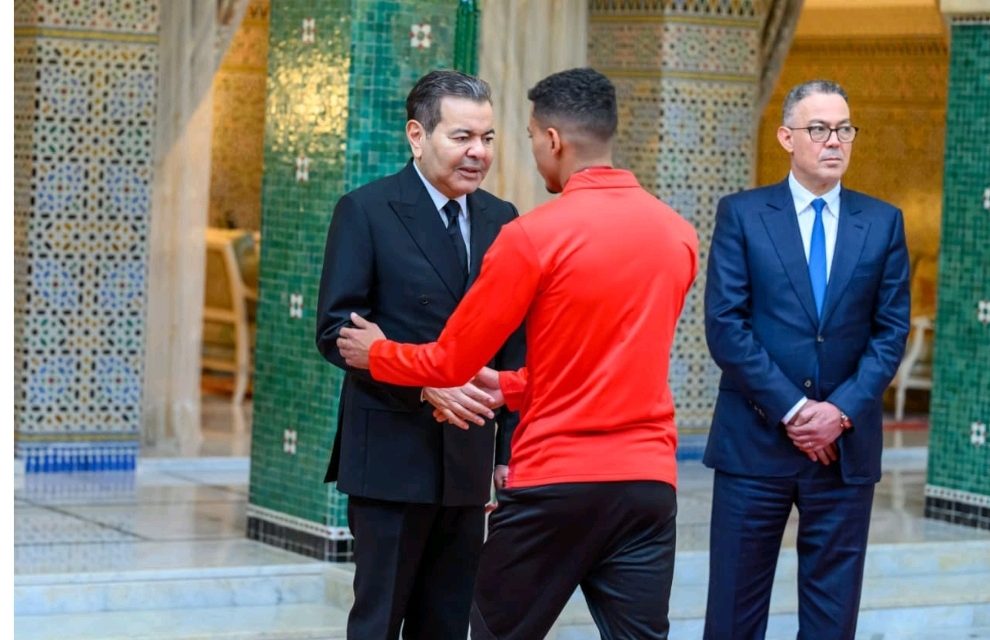 CAN Maroc 2025 : Sur Hautes Instructions de SM le Roi du Maroc, SAR le Prince Moulay Rachid reçoit les membres de l’Équipe nationale de football, finaliste de la CAN Maroc-2025