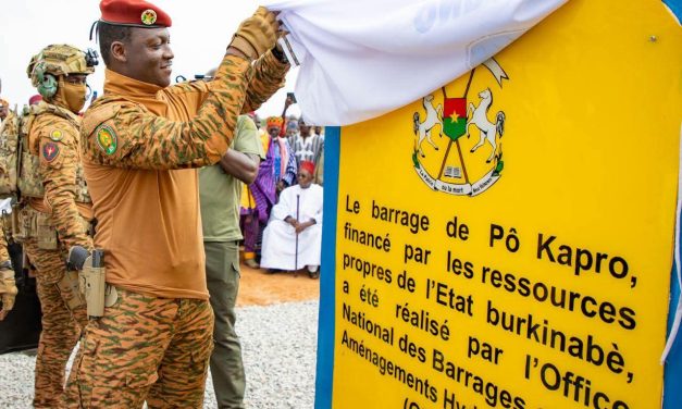 Nahouri : Le chef de l&rsquo;Etat, ‎Le Capitaine Ibrahim TRAORÉ inaugure le barrage de Pô Kapro
