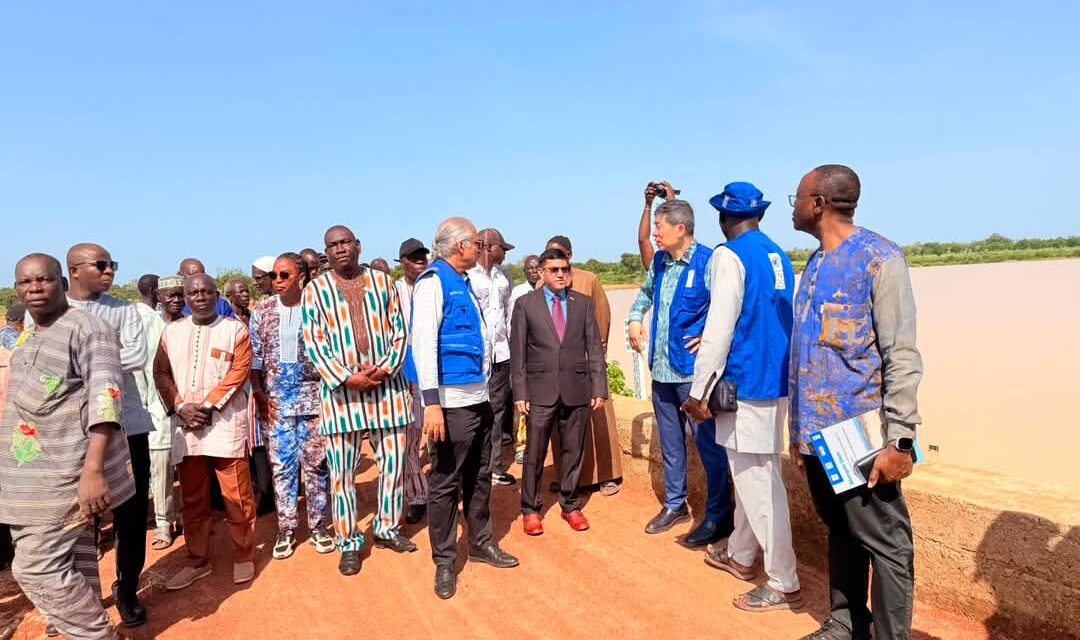 Burkina : L&rsquo;Ambassadeur de l&rsquo;Inde visite le barrage de Niangdo