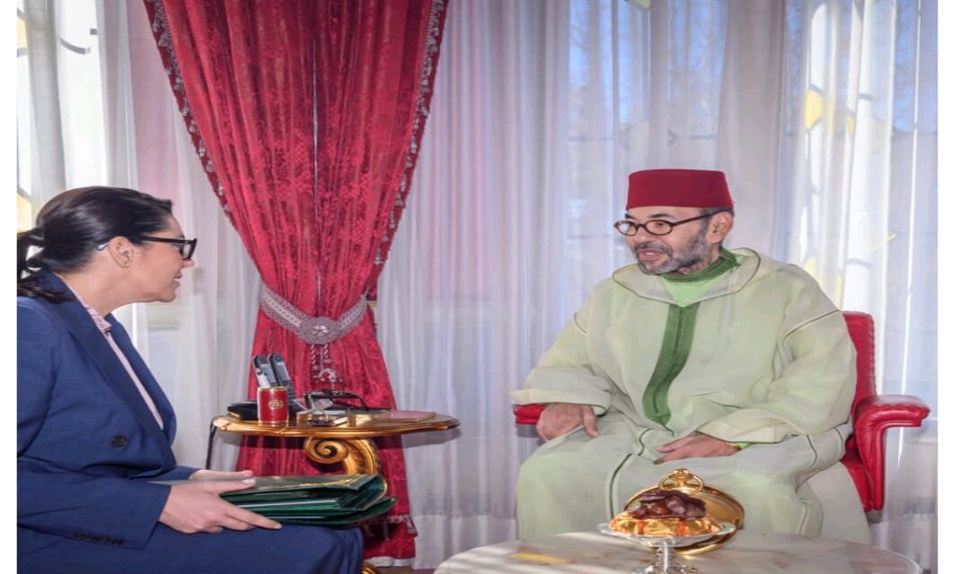 Maroc: Le Roi du Maroc a reçu en audience Mme Fatima Ezzahra El Mansouri, cheffe du gouvernement chargée de la formation du nouveau gouvernement.